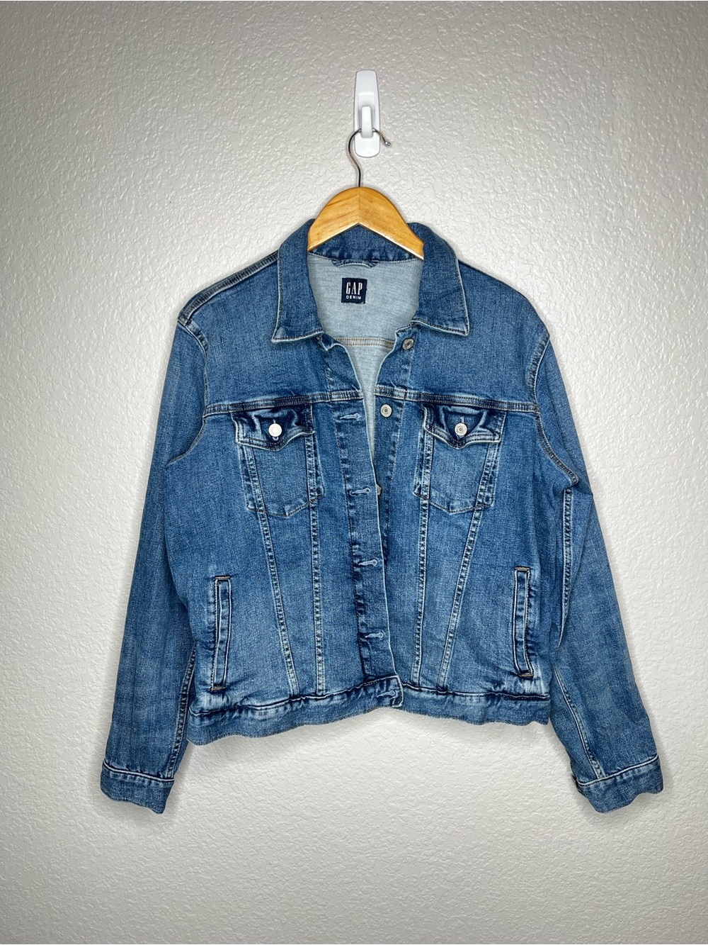 GAP Denim XL Blue Stretch Jean Jacket Classic Trucker Medium Wash
